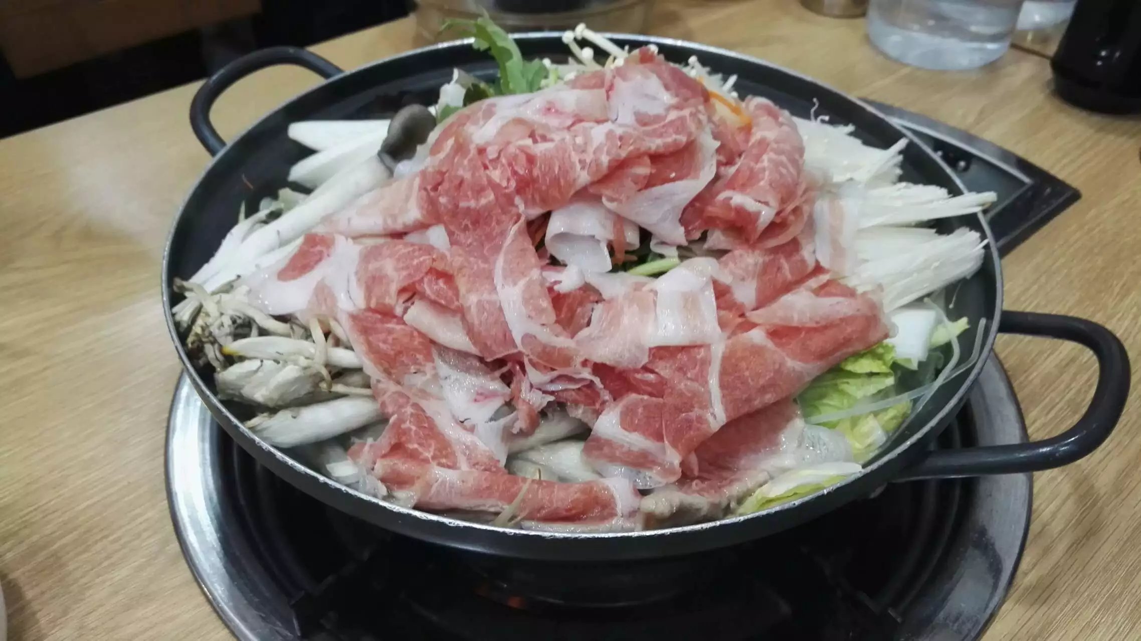 韩国美食图-貌似顿顿都这样还加泡菜