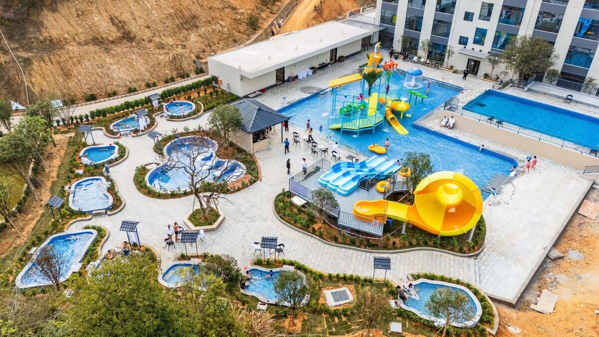 广州往返韶关汤溪全新畔山温泉纯玩3天