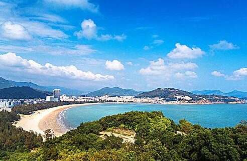广州往返-碧海听风&湖杉染秋 阳西维纳斯皇家温泉酒店度假2天 食足3餐